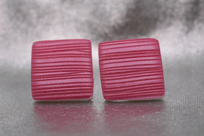 Neliö linja nappikorvakorut