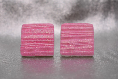 Neliö linja nappikorvakorut