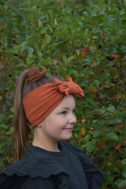 Brick colored bow tie