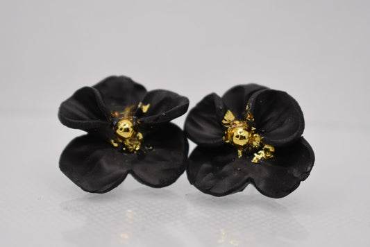 Kukkaisunelma Mustakulta