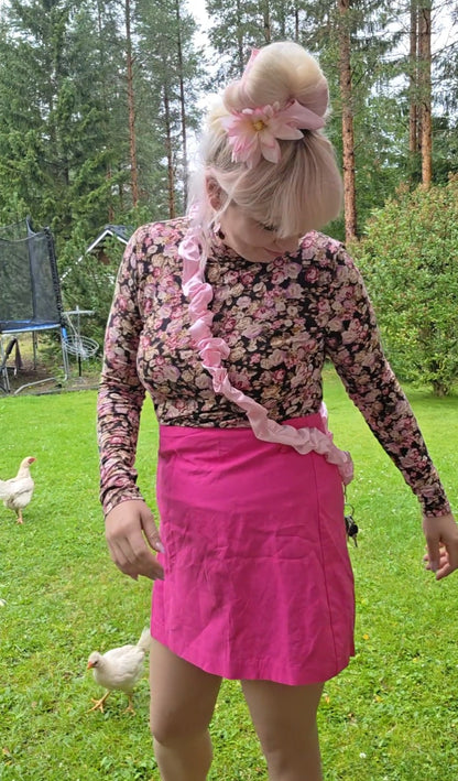 Buffi avainnauha olan yli